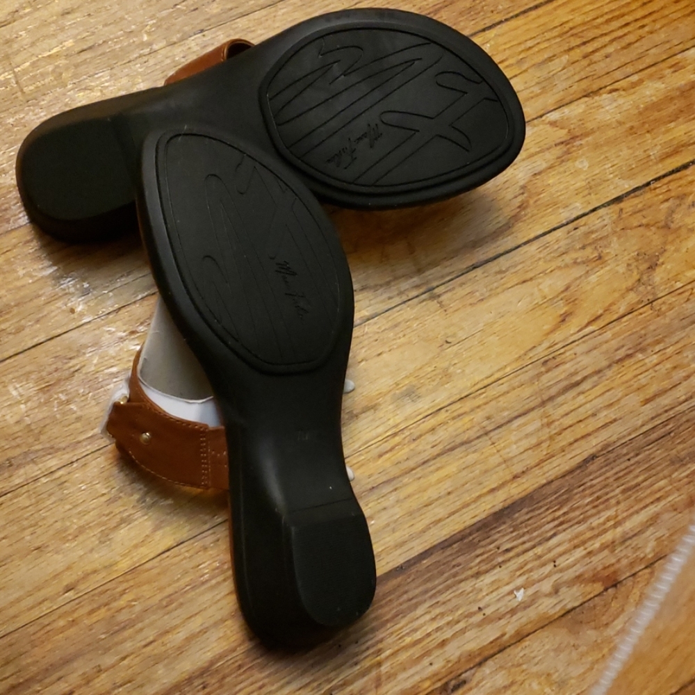 MARC FISHER ARIANA THONG SLIPPERS SIZE 7M - Picture 6 of 8